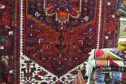 فرش ایرانی چینی می‌شود