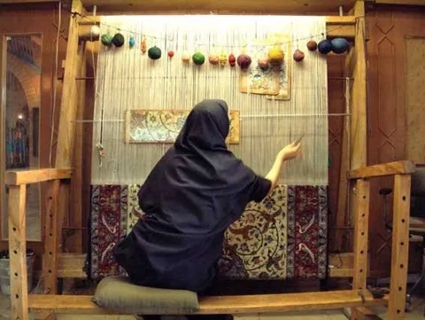 واژه شناسی فرش ماشینی و فرش دستباف