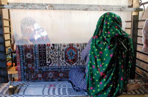 قالیبافی که به تنهایی 600 شغل در اردبیل ایجاد کرد