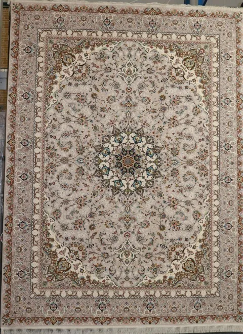 فرش 1200 شانه گل برجسته نقشه اصیل زمینه نقره ای