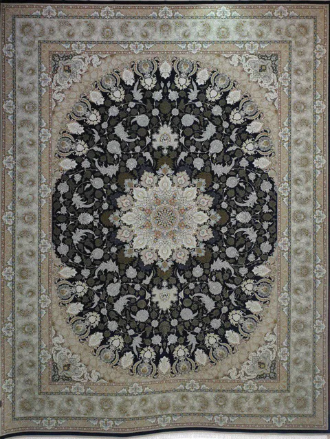 فرش 1500 شانه گل برجسته نقشه نایین زمینه کرم سرمه ای