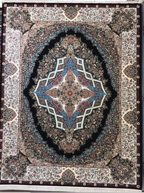 فرش ماشینی زمینه کرم