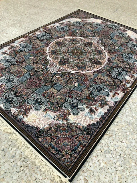 فرش 700 شانه نقشه حریر زمینه سرمه ای - پلی استر