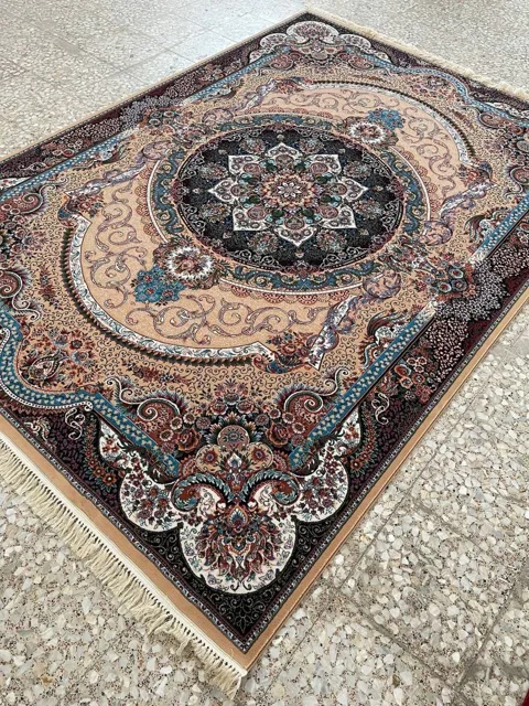 فرش 700 شانه نقشه مانا زمینه بادامی - پلی استر
