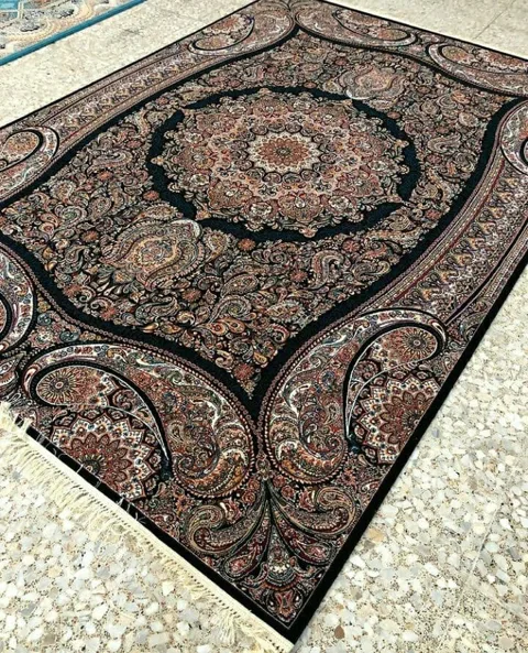 فرش 700 شانه نقشه پارادایس زمینه سرمه ای - پلی استر