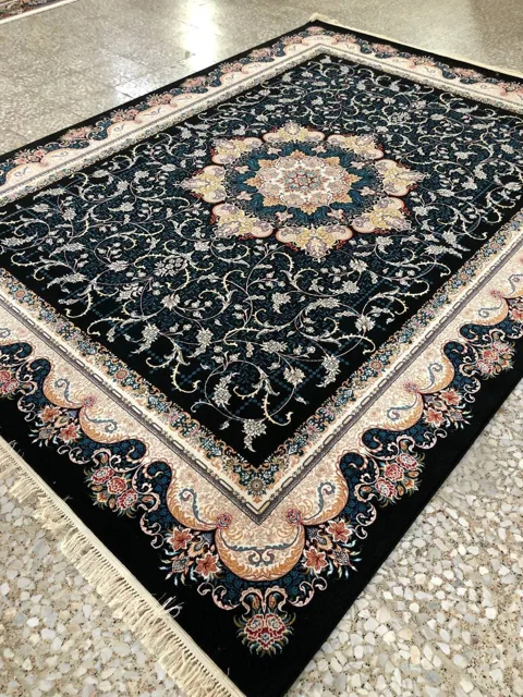 فرش 700 شانه نقشه صنوبر زمینه سرمه ای - پلی استر