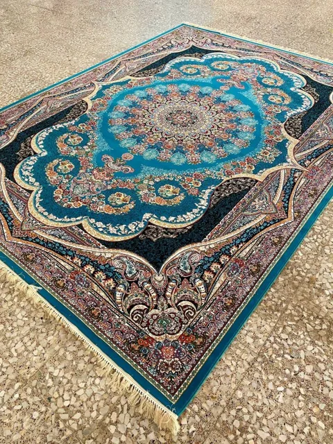 فرش 700 شانه نقشه شاه چراغ زمینه آبی - پلی استر