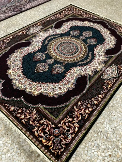 فرش 700 شانه نقشه کهربا زمینه سرمه ای