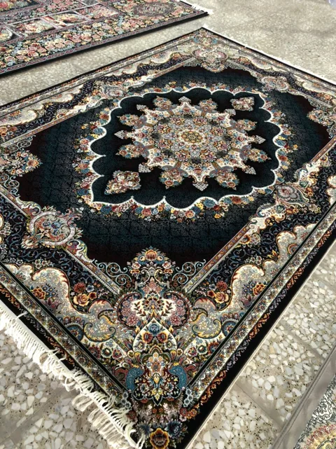 فرش 700 شانه نقشه نیلا زمینه سرمه ای