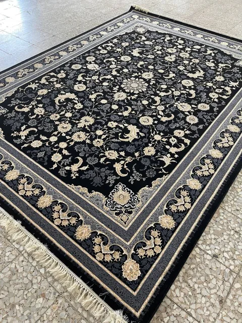 فرش 700 شانه نقشه افشان نیلی زمینه سرمه ای