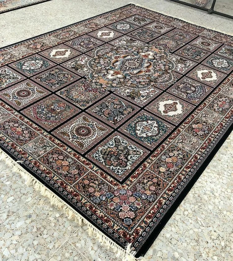فرش 700 شانه نقشه کژال زمینه سرمه ای - پلی استر