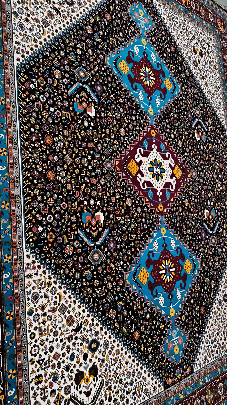 فرش 1000 شانه نقشه نارنج زمینه سرمه ای
