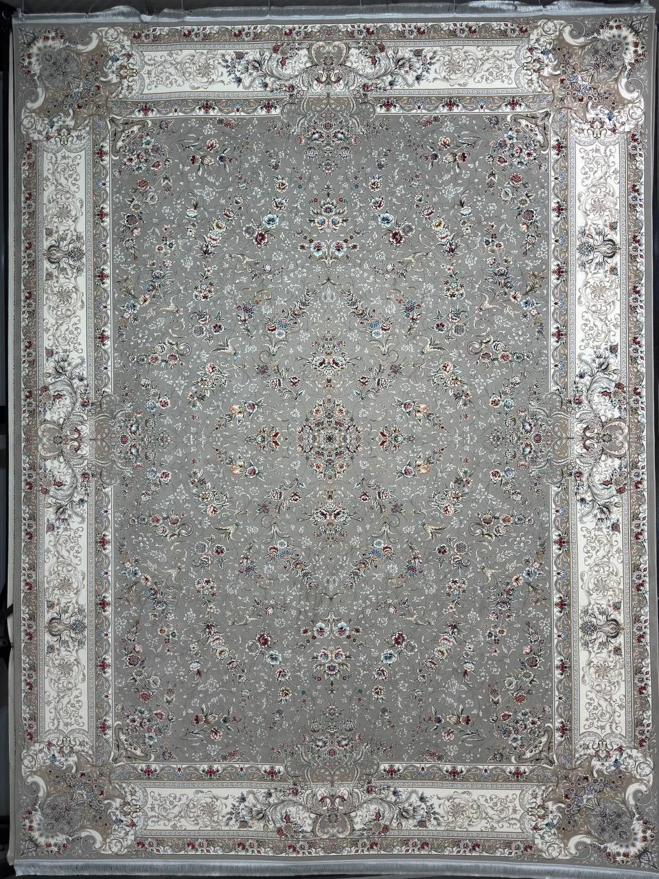 فرش 1200 شانه نقشه افشان ارغوان زمینه سیلور