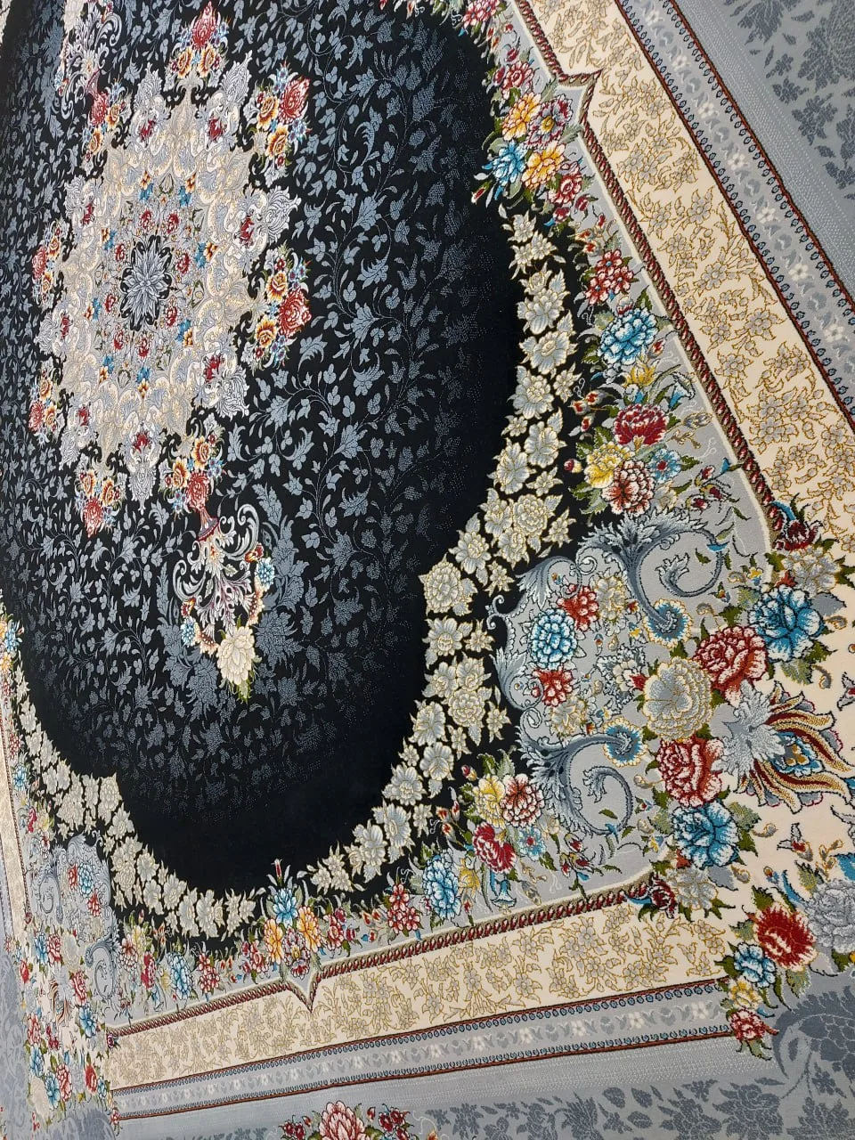 فرش 700 شانه نقشه ملیسا سرمه ای