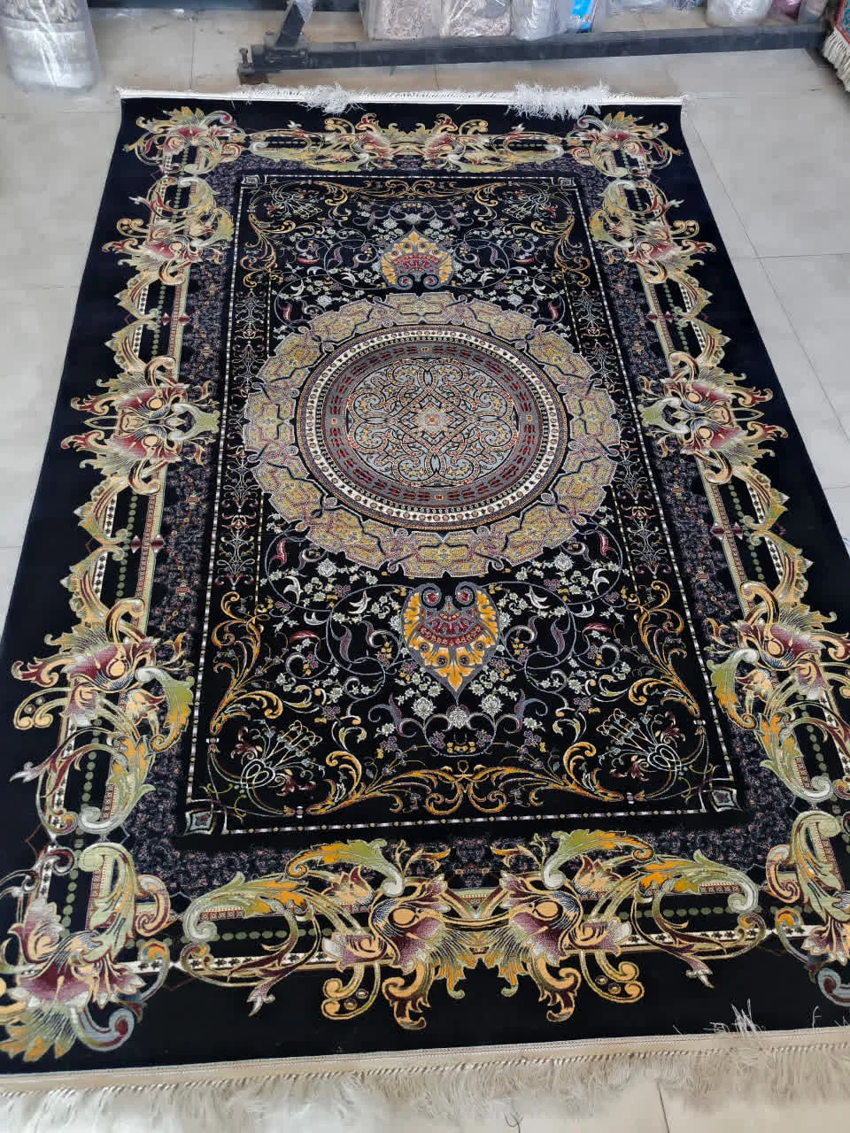 فرش 1200 شانه نقشه آتریسا زمینه سرمه ای
