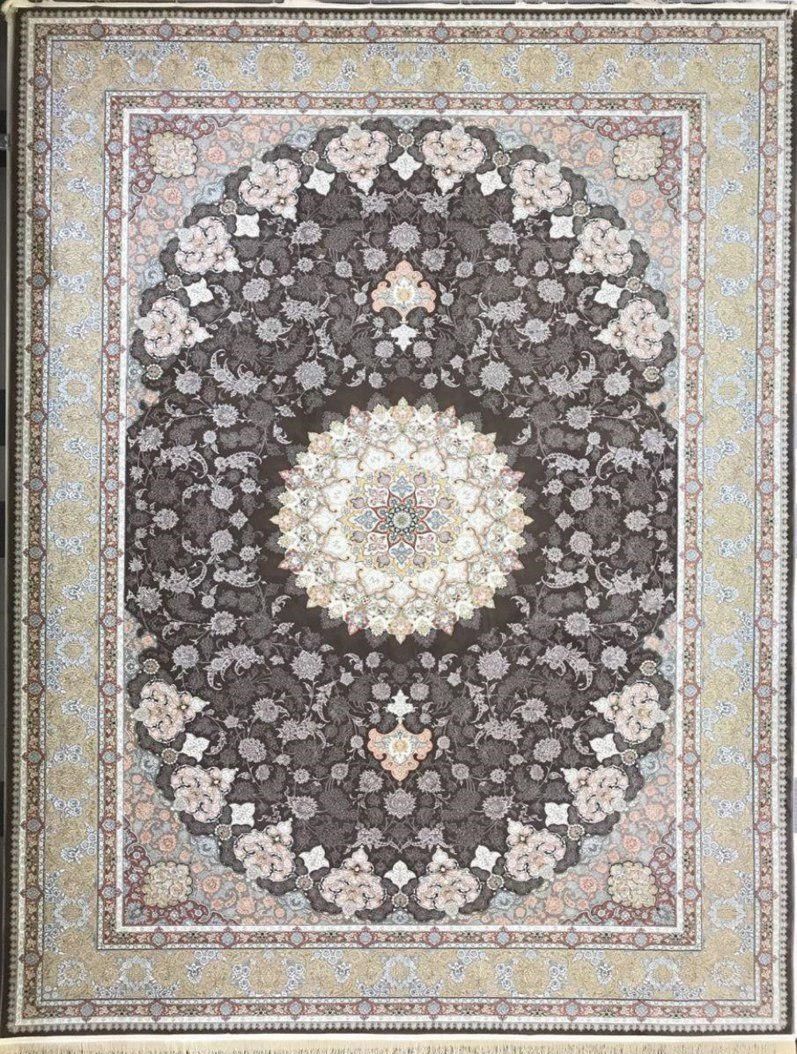 فرش 1500 شانه نقشه اصفهان زمینه قهوه ای - گل برجسته 1