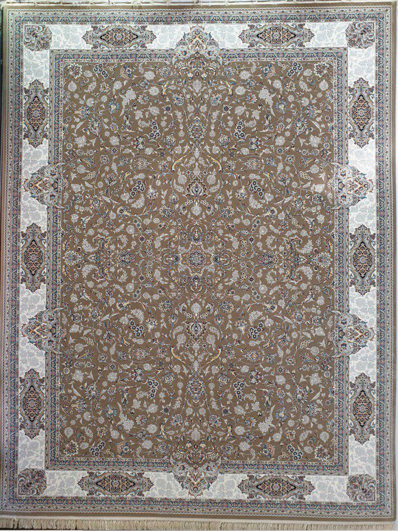 فرش 700 شانه نقشه افشان اصفهان زمینه گردویی 1