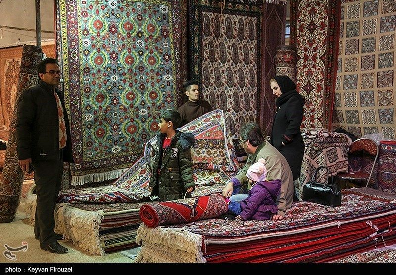 گزارش تصویری از نمایشگاه فرش و تابلوفرش دستباف در سنندج 23