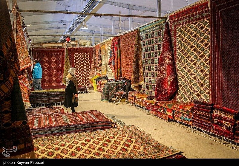 گزارش تصویری از نمایشگاه فرش و تابلوفرش دستباف در سنندج 27
