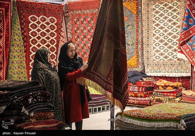 گزارش تصویری از نمایشگاه فرش و تابلوفرش دستباف در سنندج 31