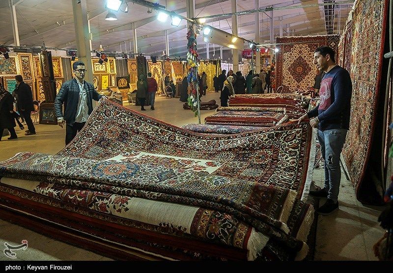 گزارش تصویری از نمایشگاه فرش و تابلوفرش دستباف در سنندج 43