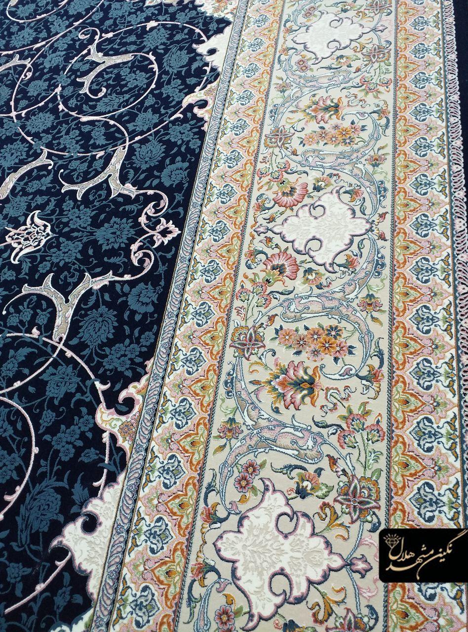 فرش 1200 شانه گل برجسته نقشه بهشت اصفهان کد 7110 زمینه سرمه ای 3