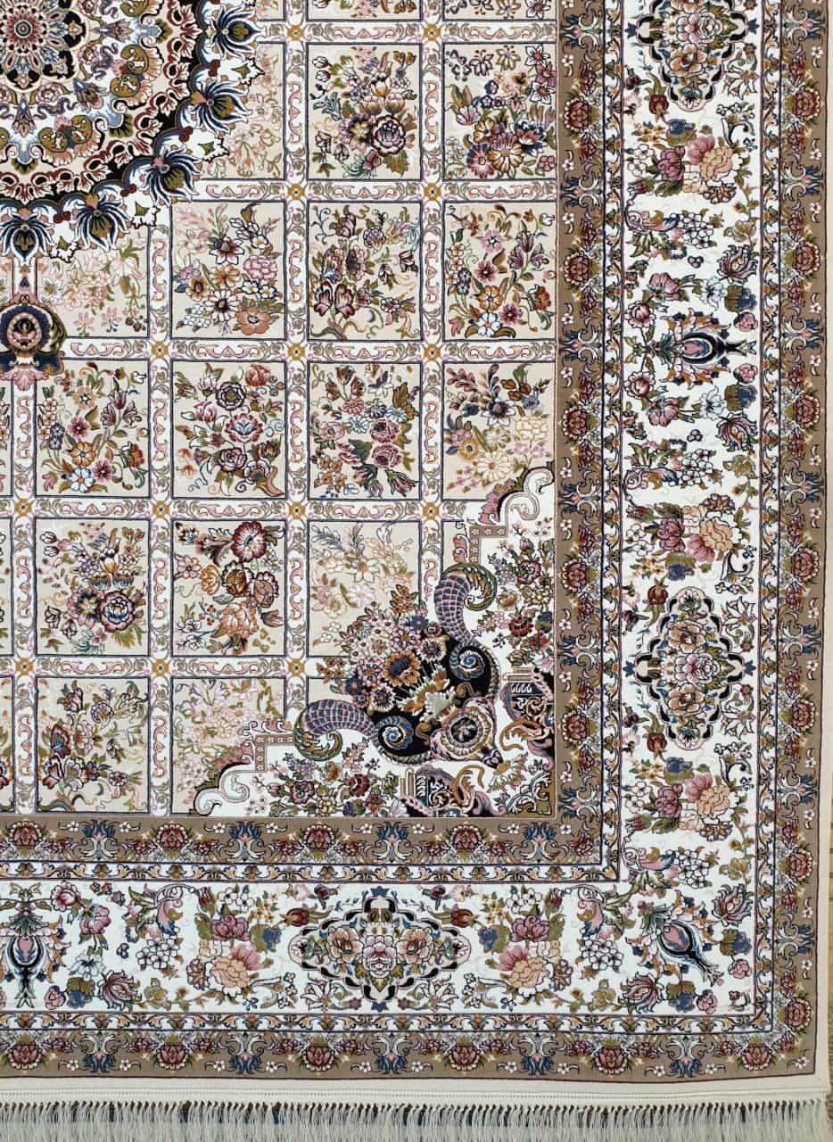 فرش 700 شانه گل برجسته نقشه گلسار زمینه صدفی 3