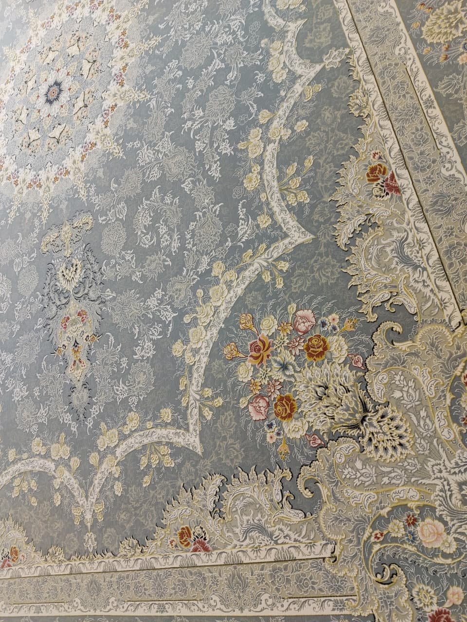 فرش 1500 شانه برجسته نقشه قصر طلایی زمینه فیلی 2